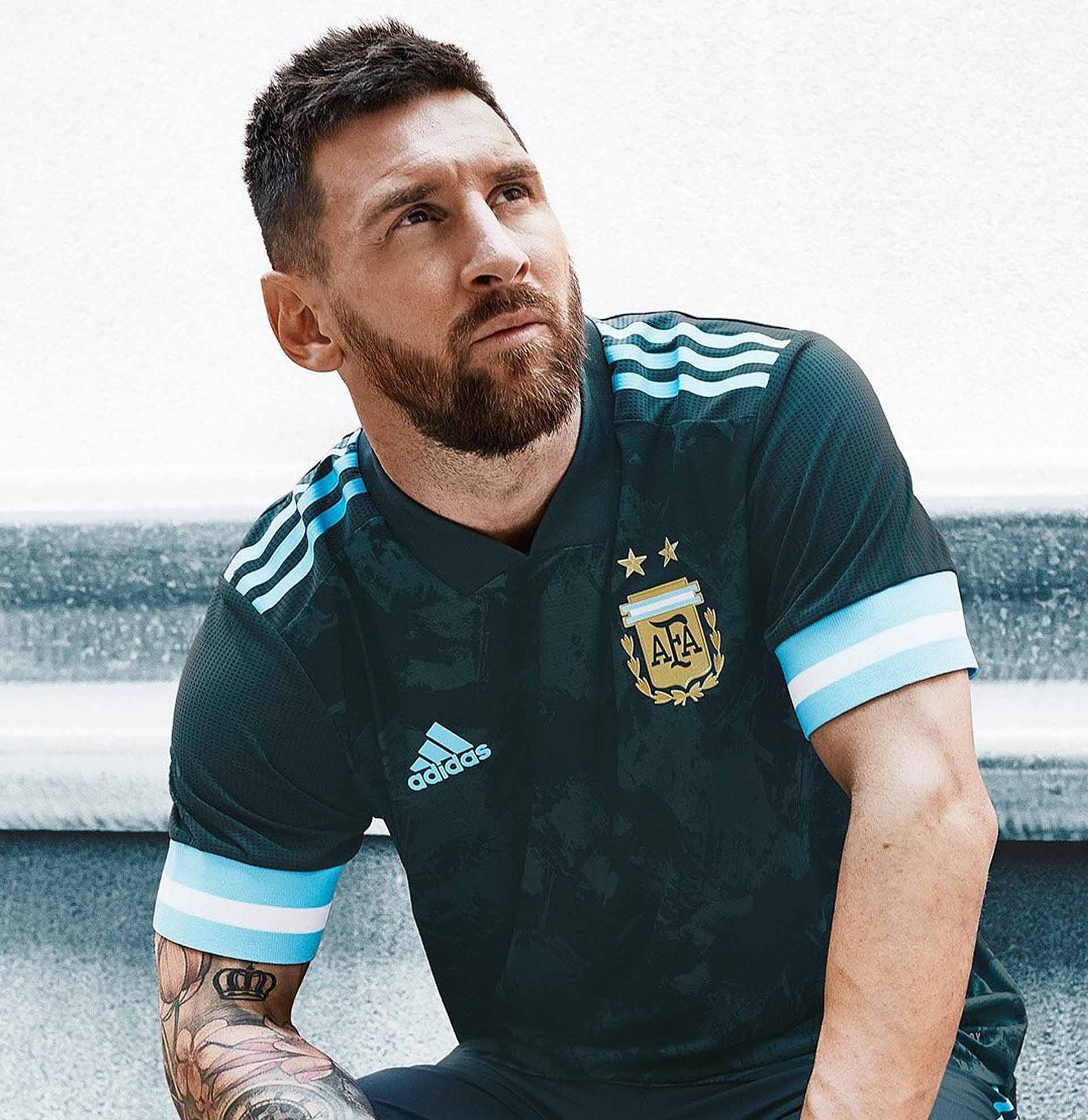 8-argentina-2020-away-shirt-min.jpg