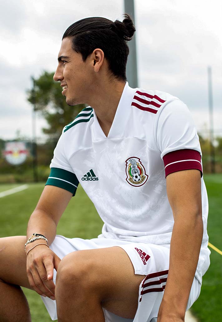 4-mexico-2020-away-shirt.jpg