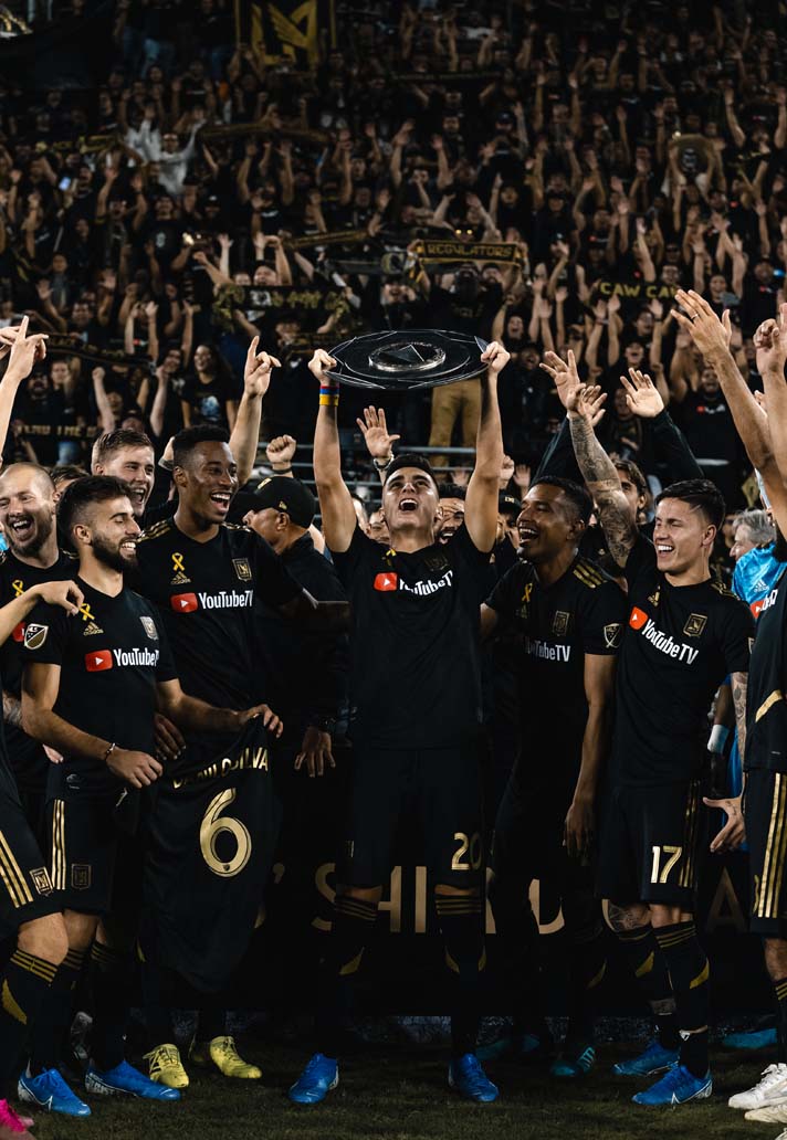 16-lafc-framed-supporters-min.jpg