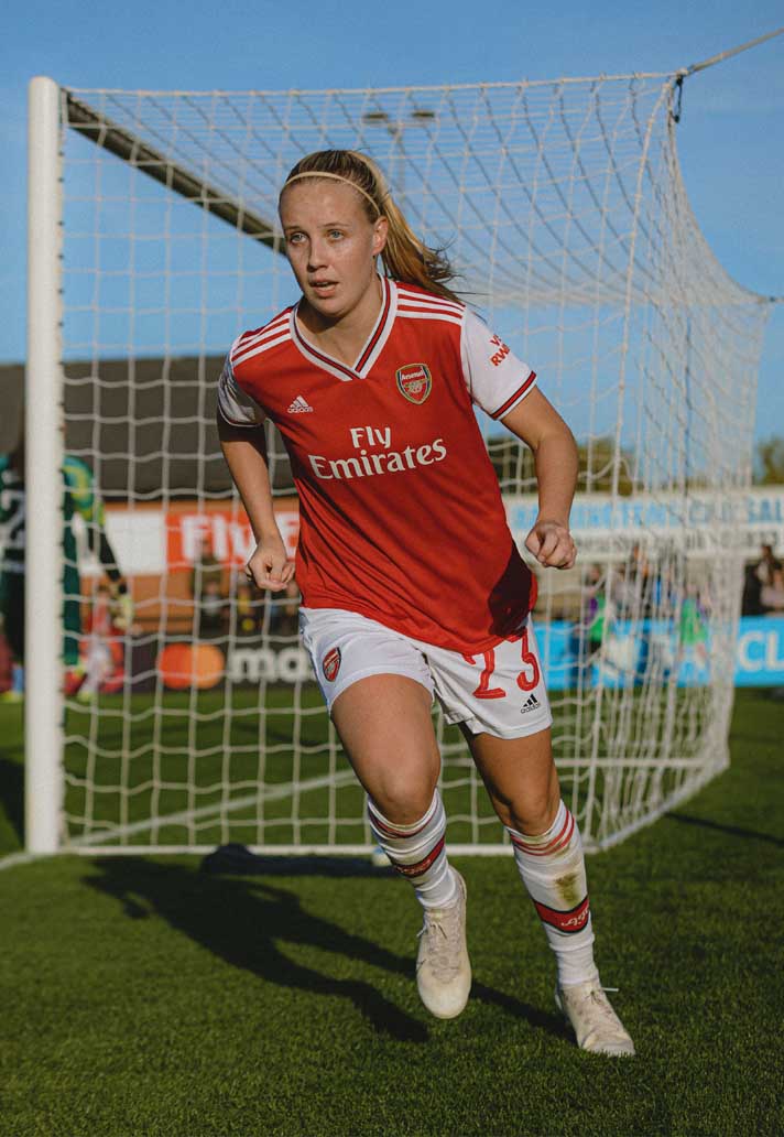 28-framed-arsenal-city-women-min.jpg