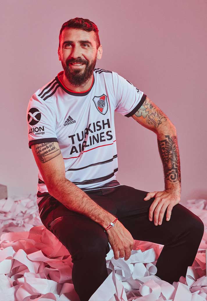 7-river-plate-third-shirt-2020-min.jpg