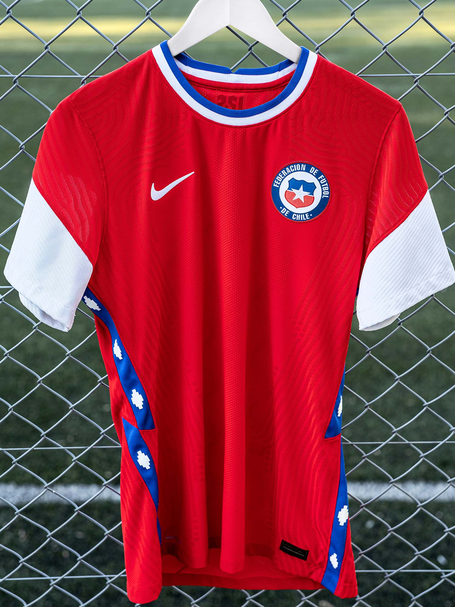 chile nike home and away_0005_HOME.jpg