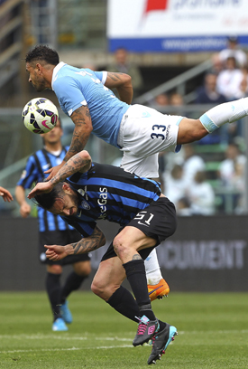 Mauricio Pinilla