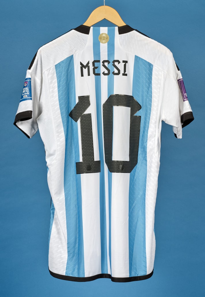 messi 4-min.jpg