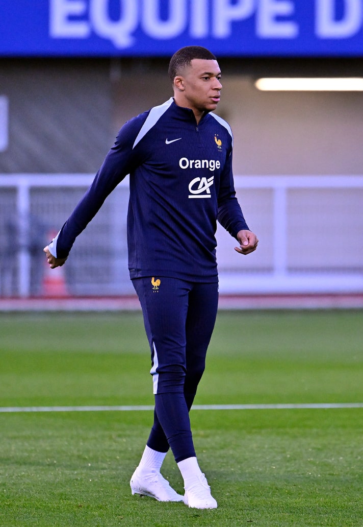 mbappe 3-min.jpg