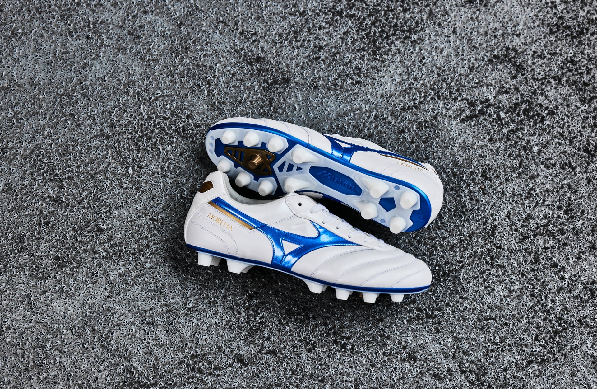 Mizuno Complete The 'Mugen Pack' With The Morelia II - SoccerBible