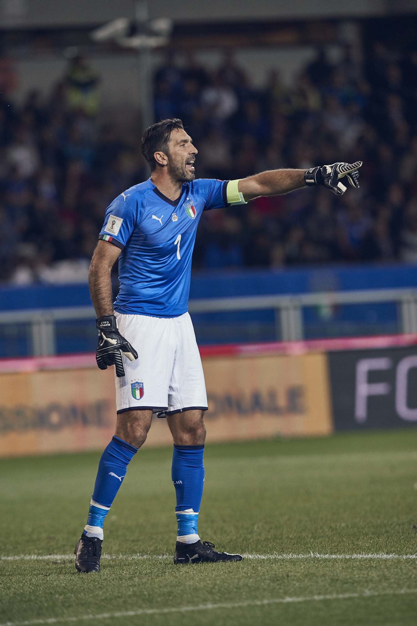 framed italy v macedonia soccerbible portraits buffon_0001_Background.jpg