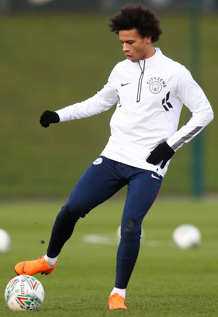 mcfc-ss18-training-wear-2.jpg