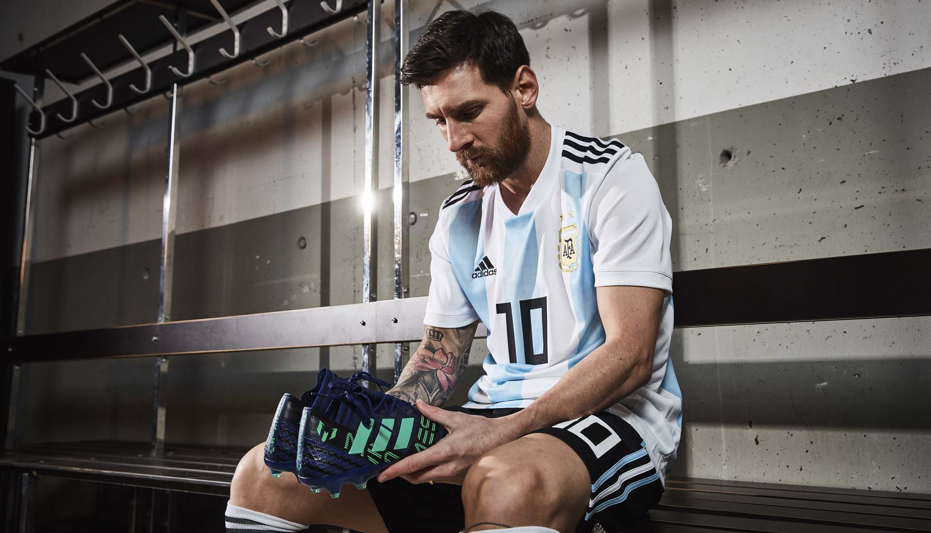 messi-nemeziz-1-deadly-strike-adidas.jpg