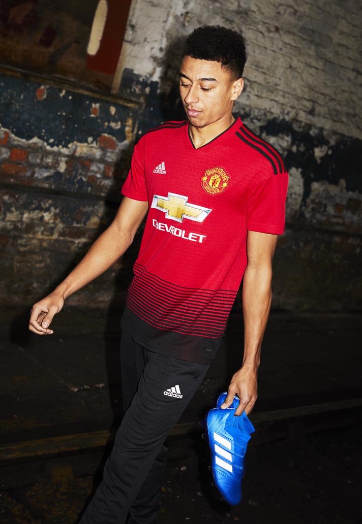 lingard-n-18.jpg