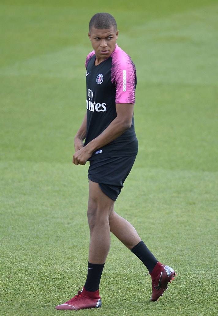 mbappe-boot-spotting-20-08-18-min.jpg