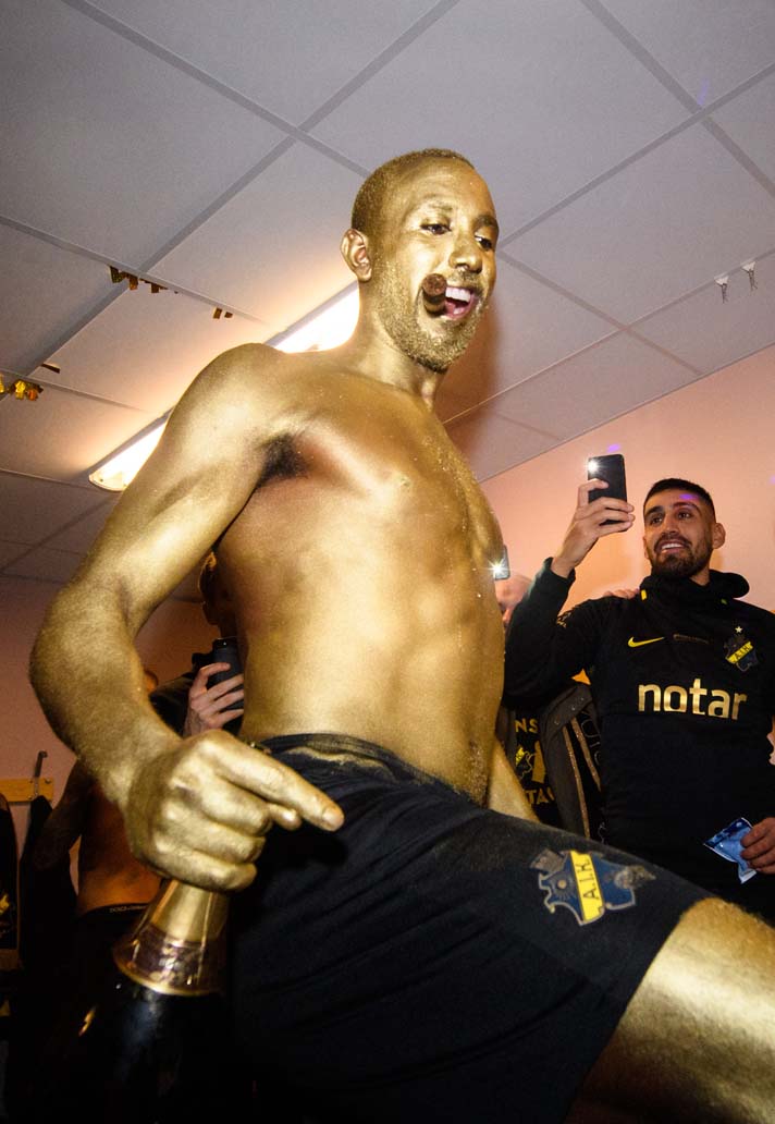 11-aik-champions-framed-min.jpg