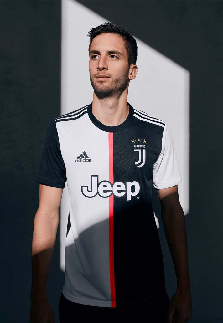 1-juventus-home-shirt-19-20.jpg